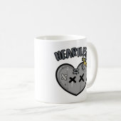 Graustufen Herz und Schwert Poster Punk Rock Ästhe Kaffeetasse (VorderseiteRechts)