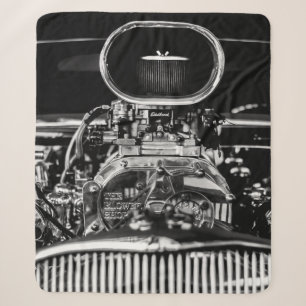 GRAUSTUFENFOTOGRAFIE EINES VINTAGE-AUTOMOTORS SHERPADECKE