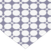 Grauweißer Polka-Punkt und Karo-Muster Tischdecke (Schrägansicht)