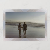 Grauweißes Deko-Monogramm-Foto Save The Date (Rückseite)