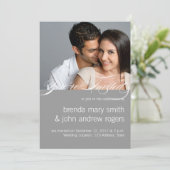 Grauweißes, einfaches, modernes Foto - Einladung z (Stehend Vorderseite)