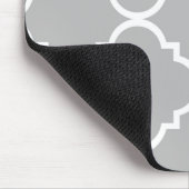 Grauweißes Quatrefolienmuster Mousepad (Ecke)