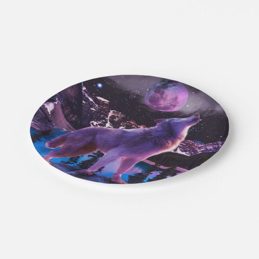 Grauwolf im Wald Pappteller (Schrägansicht)