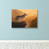 Grauwolf stehend auf einem Felsen im Wald Leinwanddruck (Insitu (Holzboden))