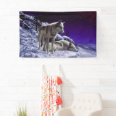 Grauwölfe im Winterschnee in der Nacht Banner (Insitu)