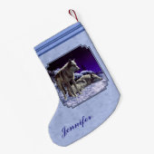 Grauwölfe im Winterschnee in der Nacht Kleiner Weihnachtsstrumpf (Rückseite (Hängend))