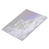 Grauwölfe im Winterschnee in der Nacht Notizblock (angewinkelt)