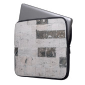 Grauzementwand Laptopschutzhülle (Vorderseite Links)