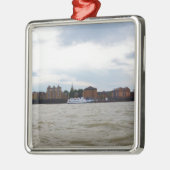 Gravesend in Kent. Silbernes Ornament (Links)