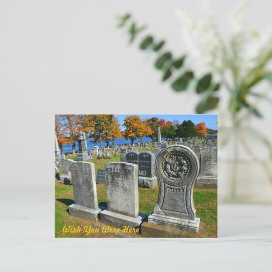 Graveyard Postkarte (Stehend Vorderseite)