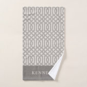 Gray and Ivory Trellis Monogram | Modernes Bauernh Badhandtuch Set (Handtuch)