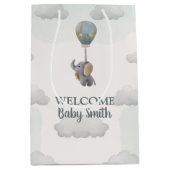 Gray Baby Elephant, Hot Air Ballon in Wolken Mittlere Geschenktüte (Vorderseite)