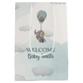 Gray Baby Elephant, Hot Air Ballon in Wolken Mittlere Geschenktüte (Rückseite)
