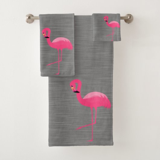 GRAY BRUSHED TEXTURE FLAMINGO BADEZIMMER TOWEL SET (Insitu)