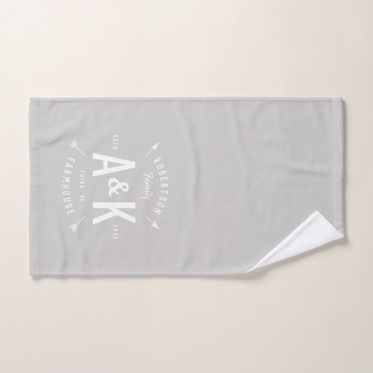 Gray Buffalo Karo und Arrow Monogram Badhandtuch Set (Handtuch)