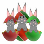 Gray Bunny in einem Weihnachtsschmuck Fotoskulptur Ornament<br><div class="desc">Dieses Design ist eine Vektorgrafik von verschwommenen grauen bunnies, die in einem zerbrochenen Ornament sitzen. Dieses niedliche Kaninchen wurde ursprünglich im Jahr 2007 von Mydeas gezeichnet. Dieses zauberhafte Kaninchen ist ein kinderfreundliches Design, dass jedes Kind sicher ist, Liebe zu haben und ein tolles Geschenk für jeden Hasen oder für die...</div>