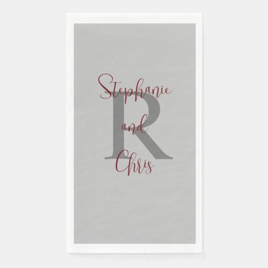 Gray Burgundy Name Monogram Paper Guest Handtuch Serviette (Vorderseite)