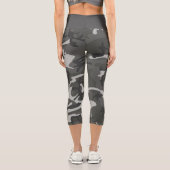Gray Camouflage Pattern, militärisches Muster, Arm Capri Leggings (Rückseite)