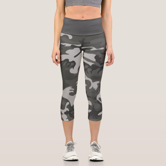 Gray Camouflage Pattern, militärisches Muster, Arm Capri Leggings (Vorderseite)