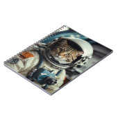 Gray Cat Astronaut im Weltraum Notizblock (Linke Seite)