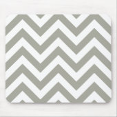 Gray Chevrons Zig Zag Muster Mousepad (Vorne)