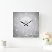 Gray Dandelion Foto 31 Quadratische Wanduhr (Zuhause)