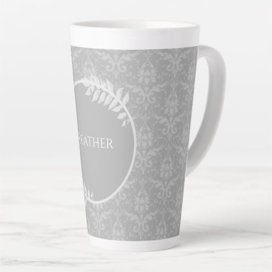 Gray Elegant Damask Personalisierte Latte Tasse (Rechte Ecke)