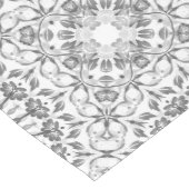 Gray Floral Mandala Pattern Mittelgroßer Tischläufer (Ecke)