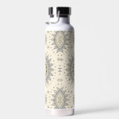 Gray Gold Mandala Pattern Monogram Trinkflasche (Rechts)