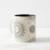 Gray Gold Mandala Pattern Zweifarbige Tasse (Vorderseite Links)