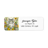 Gray Kitty Cat Sitzen in Blume (Vorne)