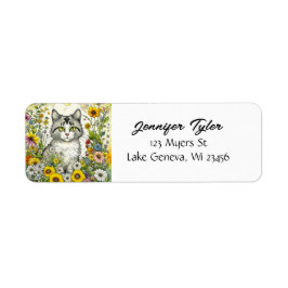 Gray Kitty Cat Sitzen in Blume