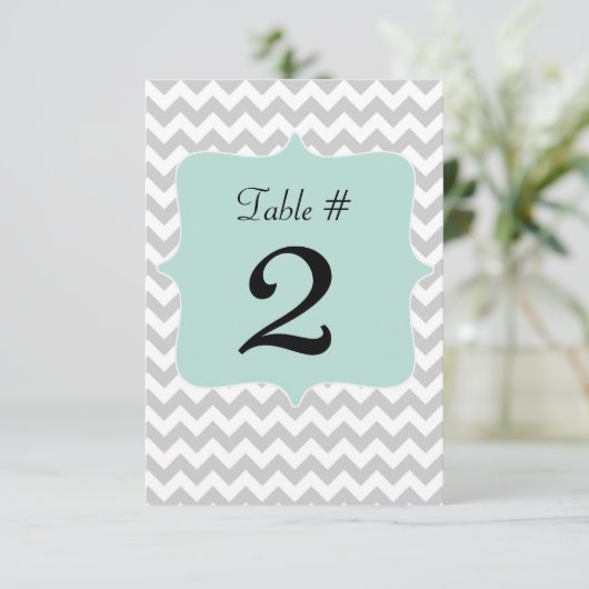 Gray & Mint Green Wedding Tischnummer Card (Stehend Vorderseite)