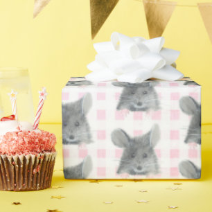 Gray Mouse auf Gingham Geschenkpapier