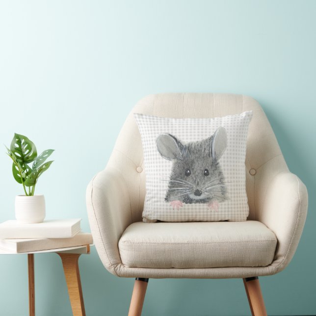 Gray Mouse auf Gingham Kissen (Stuhl )