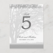 Gray Oak Tree Winter Wedding Tischnummer (Vorderseite)