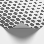 Gray Polka Dot Modern White Geschenkpapier (Ecke)