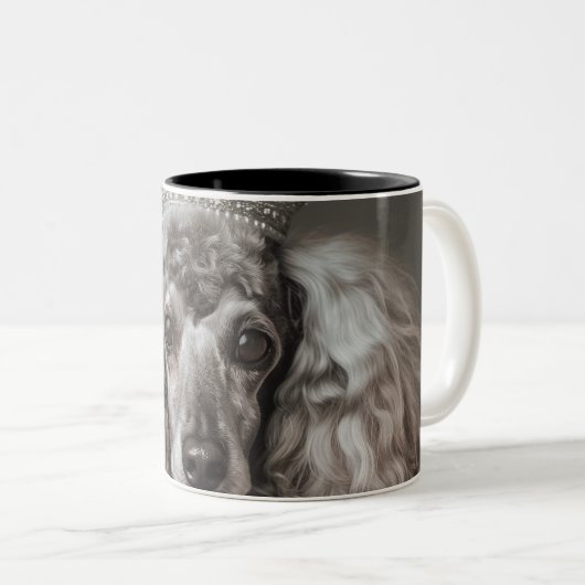 Gray Poodle als Prinzessin verkleidet Zweifarbige Tasse (VorderseiteRechts)