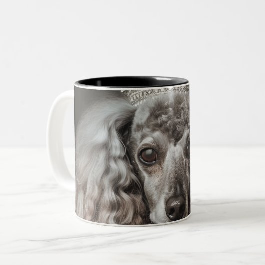 Gray Poodle als Prinzessin verkleidet Zweifarbige Tasse (Vorderseite Links)