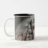 Gray Poodle als Prinzessin verkleidet Zweifarbige Tasse (Links)