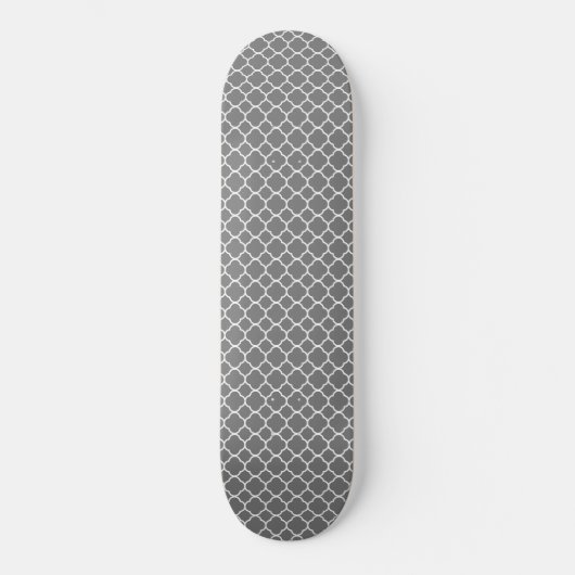 Gray Quatrefoil Skateboard (Vorderseite)