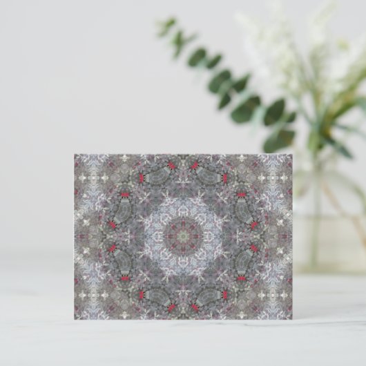 Gray & Red Mandala Postkarte (Stehend Vorderseite)