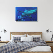 Gray Reef Shark Wrapped Canvas Leinwanddruck (Insitu (Schlafzimmer))