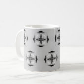 Gray Schwarz-Weiß-Schildkrötenherzen Kaffeetasse (Vorderseite Links)