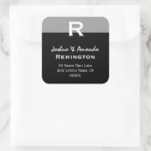 Gray Schwarz-weiß Simple EleganCustom Monogram R Quadratischer Aufkleber (Tasche)