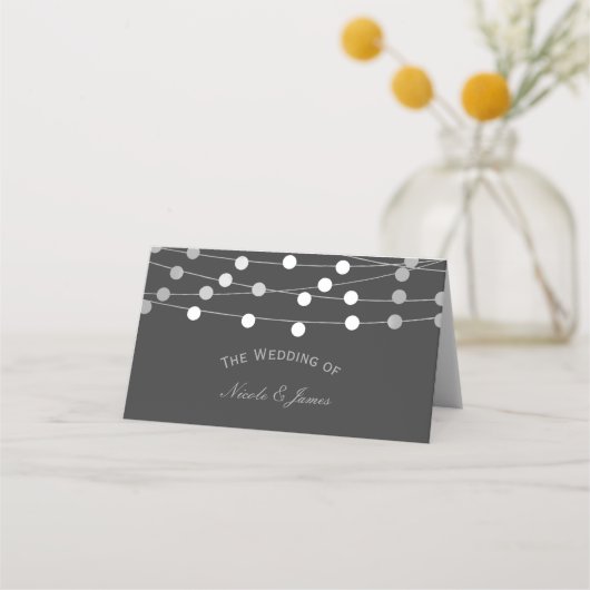 Gray Silver String Lights Moderner Hochzeitstisch Platzkarte (Vorderseite)