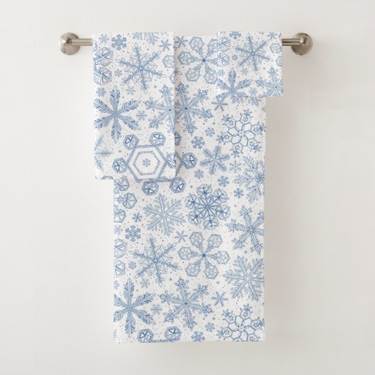 Gray Snowflakes on off white Badhandtuch Set (Insitu)