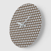 Gray Spots mit warmen Tan Background Große Wanduhr (Winkel)