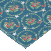 Gray Star Blue Red Robin Wreath Weihnachten Tischdecke (Schrägansicht)