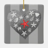 Gray Stripe Coastal Thema Seashell Starfish Herz Keramikornament (Rückseite)
